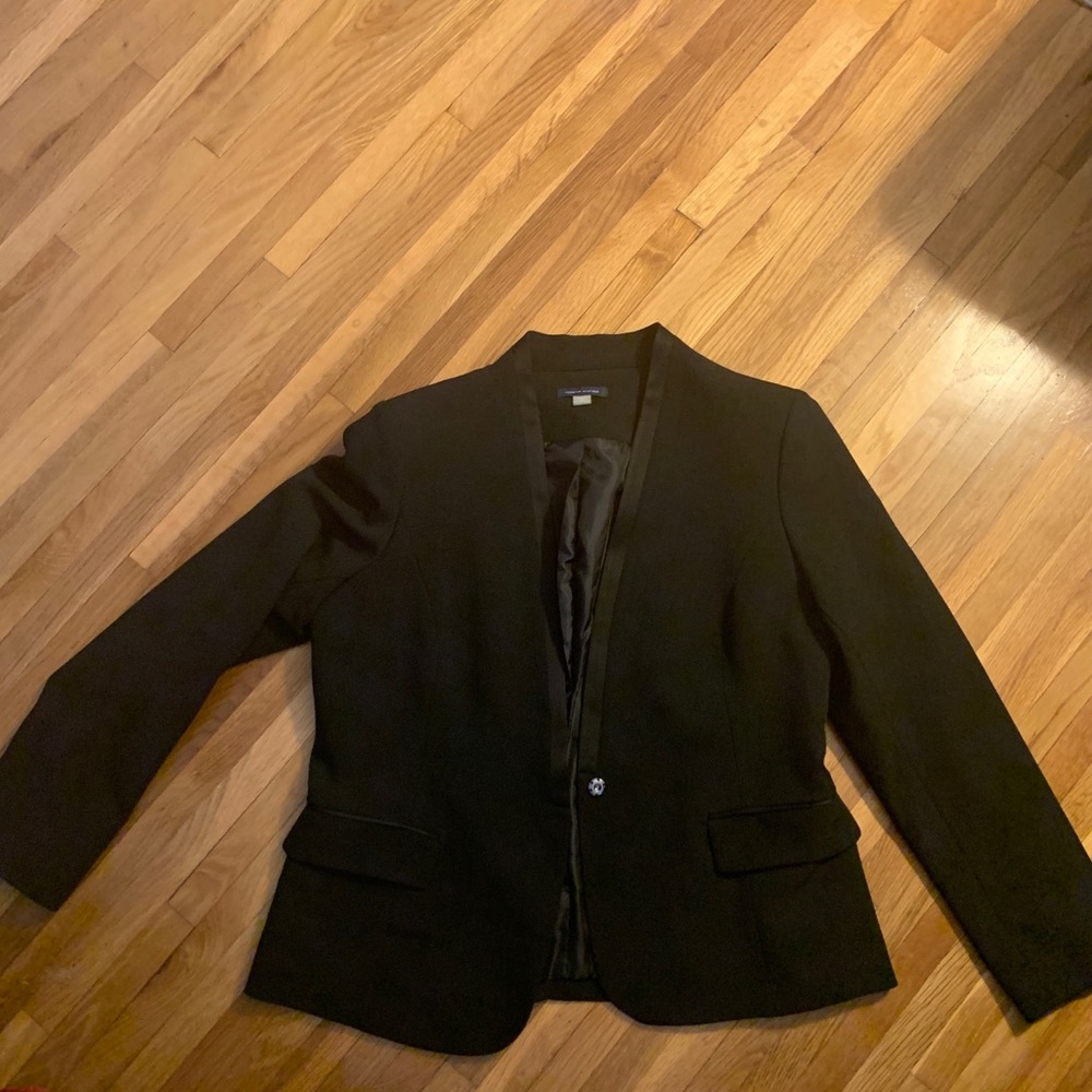 Tommy Hilfiger blazer size 16